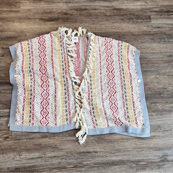 Cabi Love Carol collection fringe patterned multicolored poncho size xs/s - Picture 3 of 7